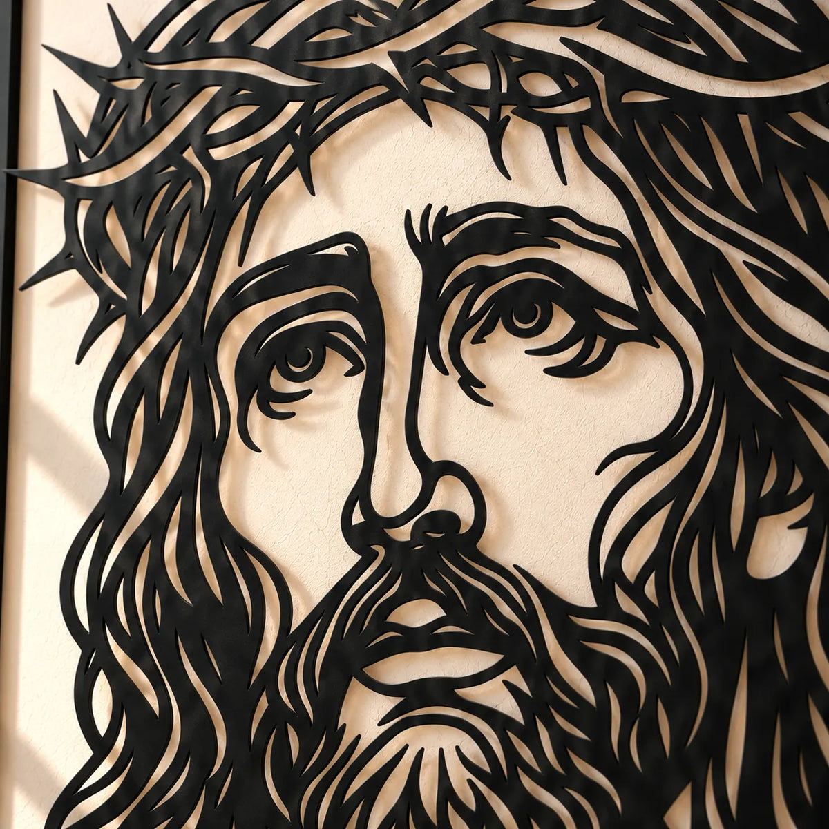Detalle del corte láser del Rostro de Jesús Versión B